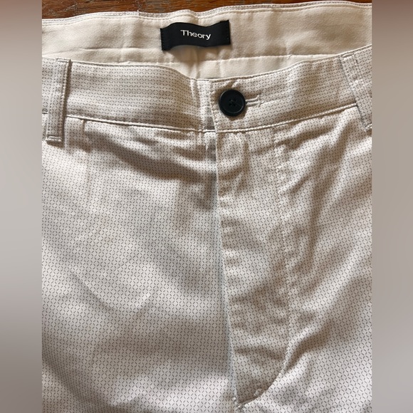 NWT Theory Bedrock multi dollar shorts - Picture 3 of 6